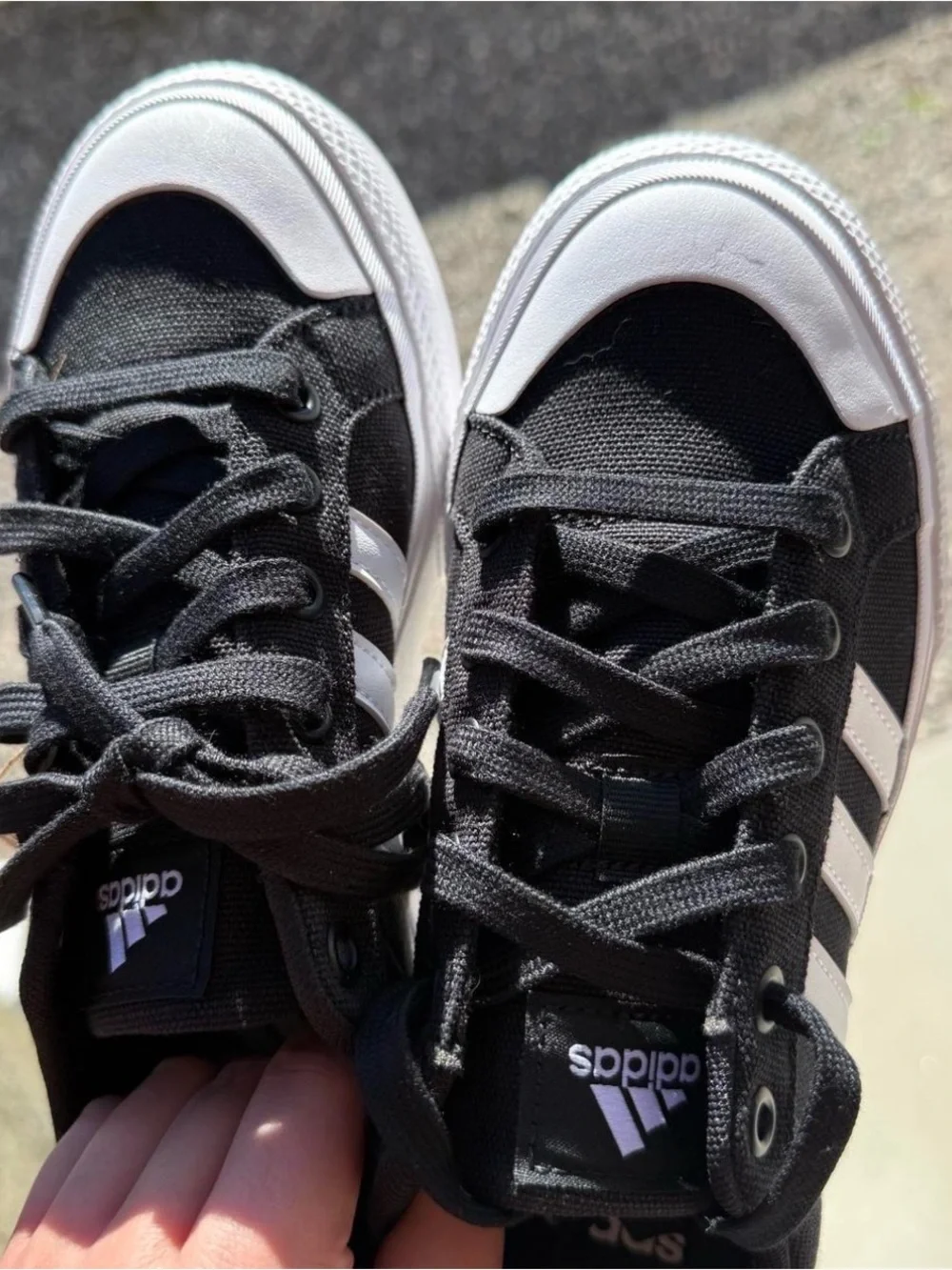 Adidas Bravada 2.0 Platform Skate Shoes – Black/White – Women’s Size 5